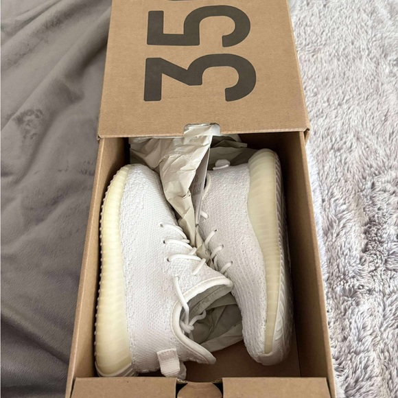 yeezy boost 350 v2 cream white box Yeezy 